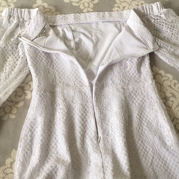 Guess - White Lace Off The Shoulder Romper - Picture 6 of 8